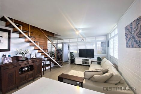 Property photo of 1/74 Pacific Parade Bilinga QLD 4225