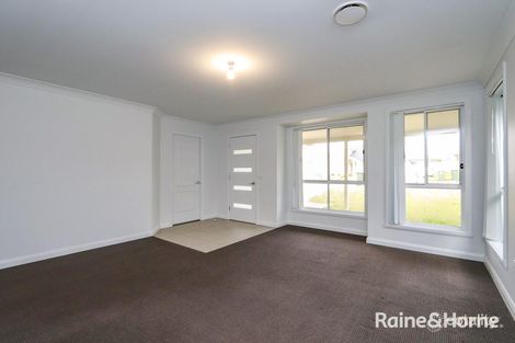 Property photo of 39 Blaxland Drive Llanarth NSW 2795