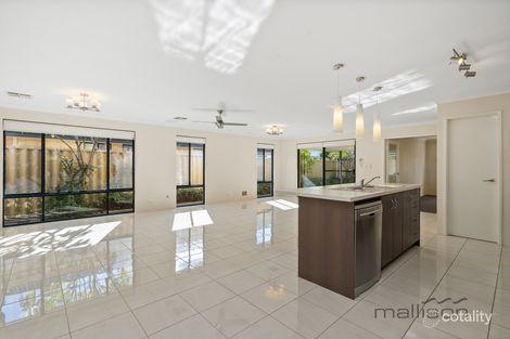 Property photo of 32 Goldfinch Bend Harrisdale WA 6112