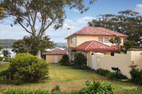 Property photo of 2 Crawford Street Point Frederick NSW 2250