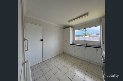 Property photo of 17 Pacific Drive Blacks Beach QLD 4740