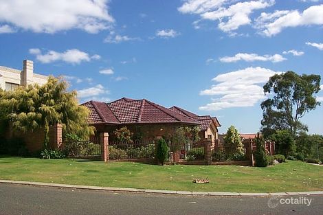 17 Sandover Dr, Karrinyup, WA 6018