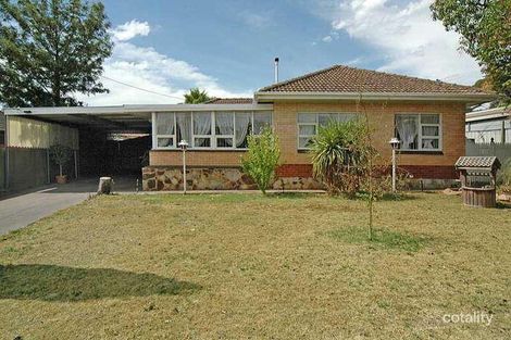 17 Randell Rd, Morphett Vale, SA 5162