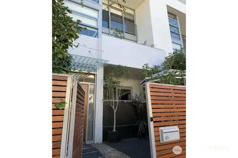 43 Tully Rd, East Perth, WA 6004