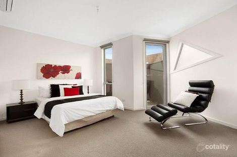 Property photo of 3/9 Sandown Road Ascot Vale VIC 3032