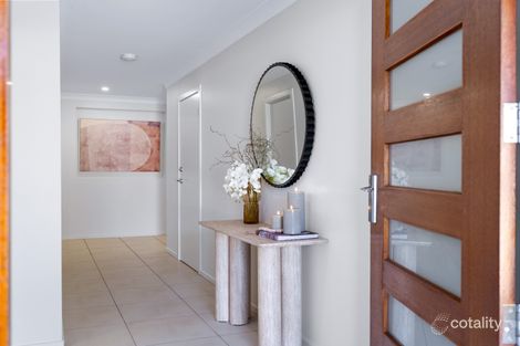 Property photo of 51 Bluebell Crescent Spring Farm NSW 2570