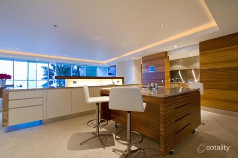 Property photo of 1/35 Northcliffe Terrace Surfers Paradise QLD 4217