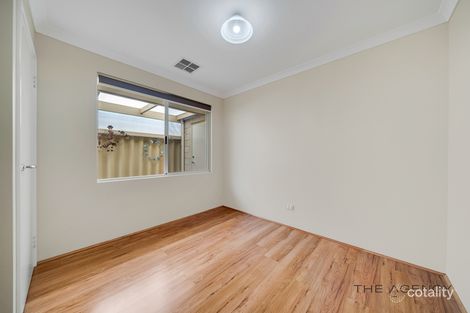 Property photo of 33 Windermere Chase Butler WA 6036