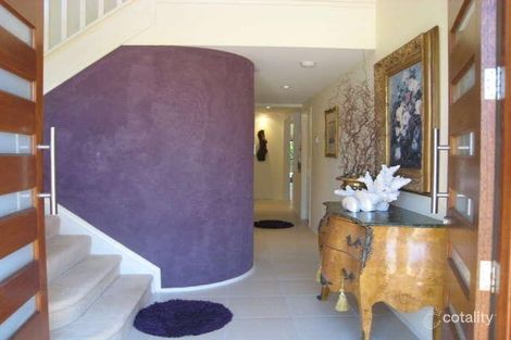 Property photo of 7 Highcrest Circuit Molendinar QLD 4214