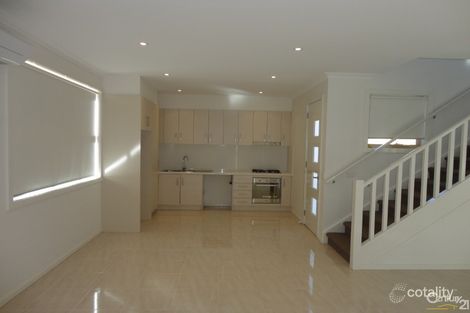 Property photo of 2/49 Eulinga Road Clarinda VIC 3169