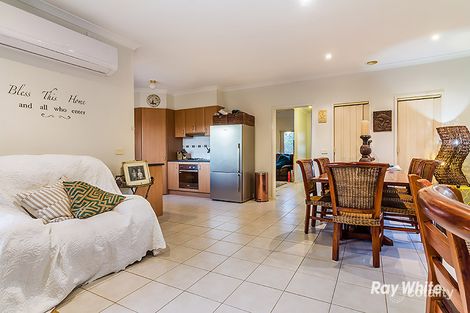 Property photo of 14 Gracehill Mews Cranbourne VIC 3977