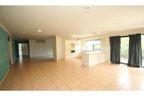 Property photo of 12 Mallan Place Kuraby QLD 4112