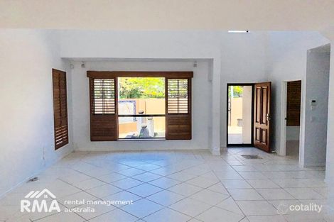 Property photo of 1/31 Second Avenue Broadbeach QLD 4218