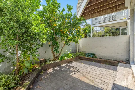 Property photo of 4/39 Marine Parade St Kilda VIC 3182