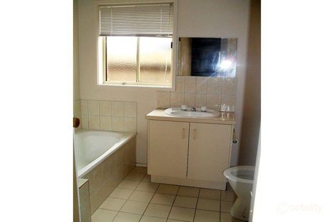 Property photo of 10/6 Helmer Street Mooroopna VIC 3629