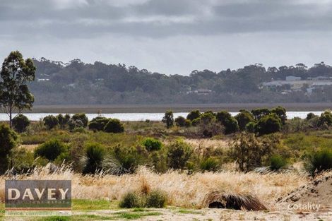 231 Hawkins Rd, Jandabup, WA 6077