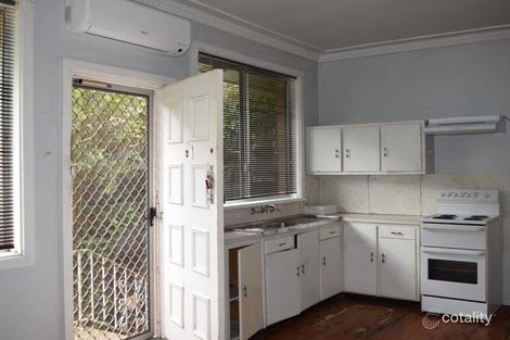 2/4 High St, East Maitland, NSW 2323