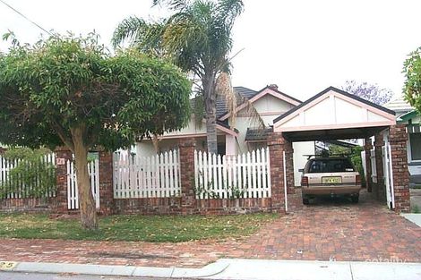 25 Kitchener Ave, Bayswater, WA 6053