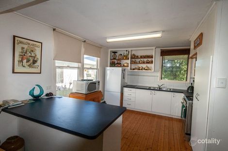 Property photo of 11 Centre Avenue Eildon VIC 3713