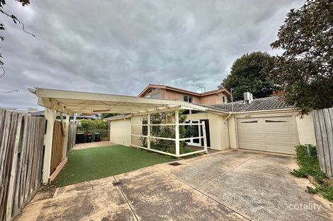 3a Mcindoe Pde, Parkdale, VIC 3195