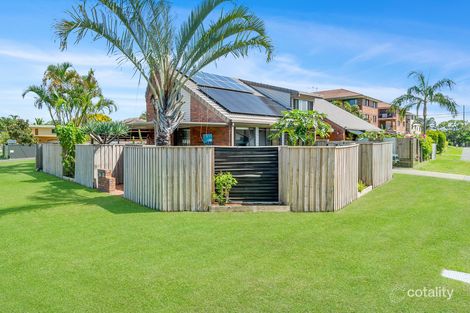 Property photo of 2/2 Blue Waters Crescent Tweed Heads West NSW 2485