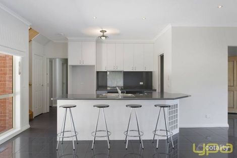 Property photo of 7 Macdonald Place Sunbury VIC 3429