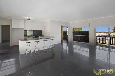 Property photo of 7 Macdonald Place Sunbury VIC 3429