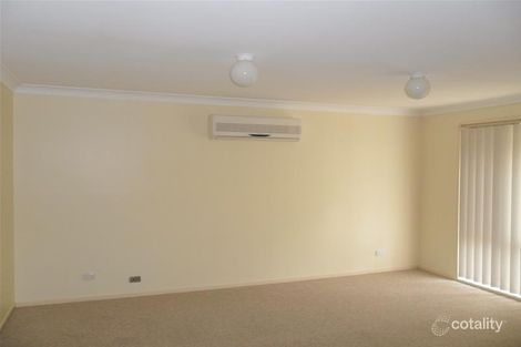 Property photo of 4 Eucalyptus Circuit Warabrook NSW 2304