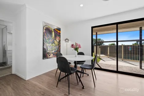 Property photo of 40 Harding Boulevard Mount Warren Park QLD 4207