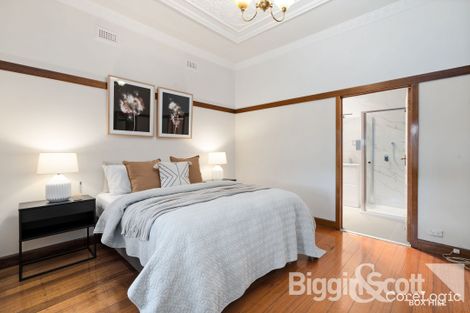 Property photo of 30 Kintore Crescent Box Hill VIC 3128