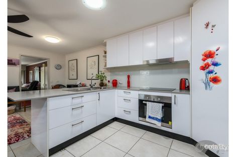 Property photo of 1/1 Kangaroo Avenue Coombabah QLD 4216