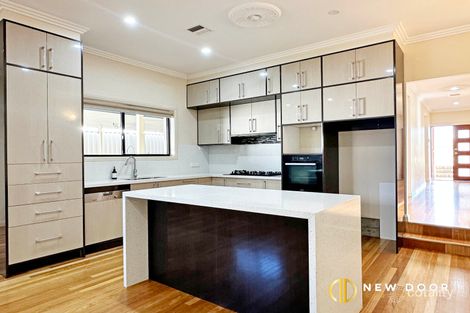 Property photo of 6 Oodgeroo Avenue Franklin ACT 2913