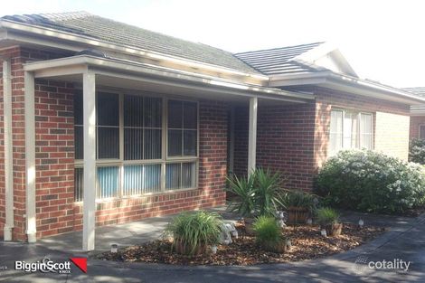 2/3 Warrabel Rd, Ferntree Gully, VIC 3156