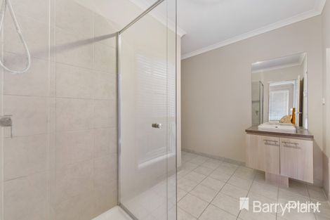 Property photo of 8 Chaucer Crescent Truganina VIC 3029