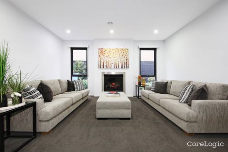 Property photo of 21 Leary Avenue Bentleigh East VIC 3165