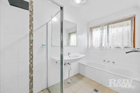 Property photo of 52 Midlothian Road St Andrews NSW 2566