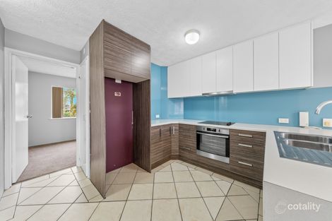 Property photo of 5/155 Wynnum Esplanade Wynnum QLD 4178
