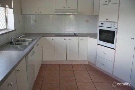 Property photo of 4/10 Bardsley Avenue Greenslopes QLD 4120