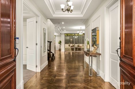 Property photo of 13 Highland Avenue Balwyn VIC 3103