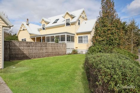 Property photo of 2 Hamilton Street Camperdown VIC 3260