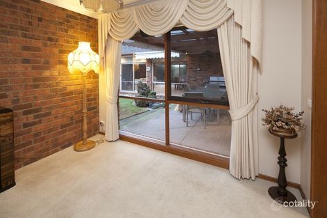 Property photo of 11 Firbank Close Langwarrin VIC 3910