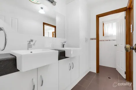 Property photo of 5 Birch Grove Craigmore SA 5114