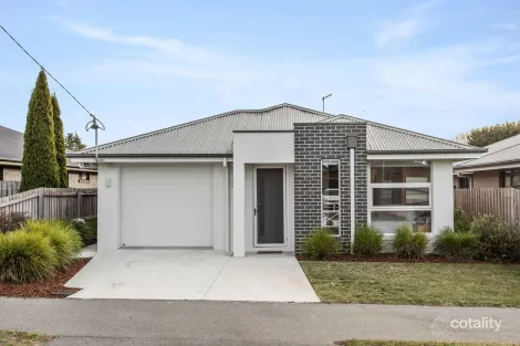 2/2b William St, Westbury, TAS 7303