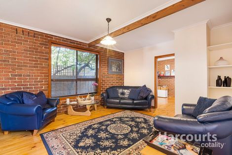 Property photo of 63 Virginia Crescent Bundoora VIC 3083