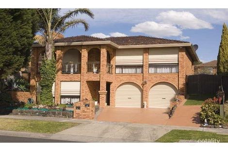 Property photo of 12 Endeavour Crescent Endeavour Hills VIC 3802