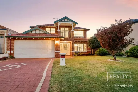 Property photo of 5 Santarosa Way Stirling WA 6021