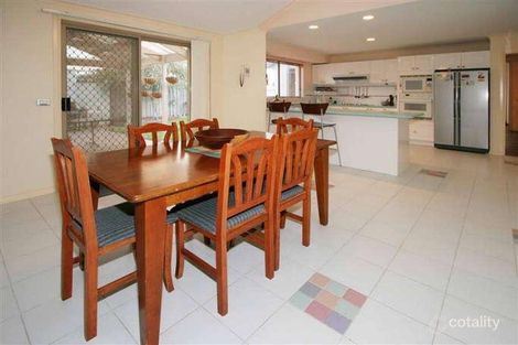 Property photo of 2 Nyora Close Taylors Lakes VIC 3038