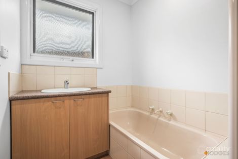 Property photo of 2 Alfred Place Frankston VIC 3199