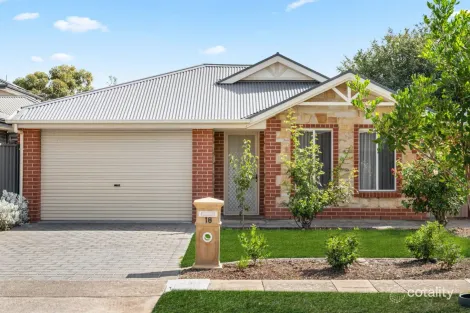 18 Hobart Ave, Warradale, SA 5046