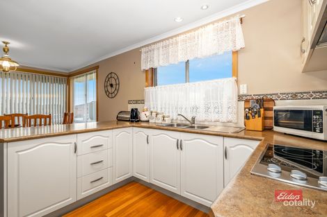 Property photo of 6 Adelong Place Ulverstone TAS 7315